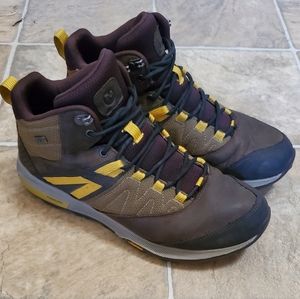 Merrell Zion Hiking Boot, 9.5, Brown/Yellow